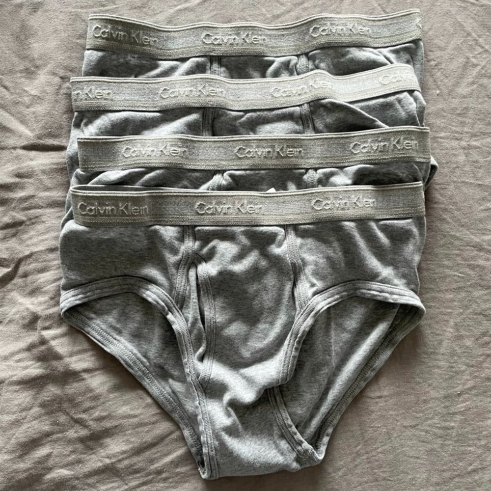 Calvin Klein Classic Briefs size Small